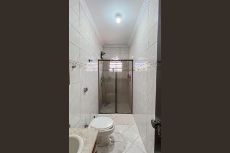 Casa à venda com 150m², 3 quartos e 4 vagas Casa à venda com 150m², 3 quartos e 4 vagasBanheiro