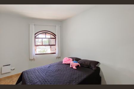 Casa à venda com 150m², 3 quartos e 4 vagas Casa à venda com 150m², 3 quartos e 4 vagasQuarto 3