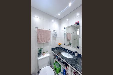 Apartamento à venda com 67m², 2 quartos e 2 vagasBanheiro