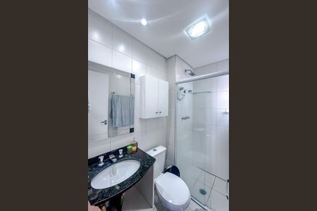 Apartamento à venda com 67m², 2 quartos e 2 vagasBanheiro da Suíte