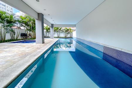 Apartamento à venda com 67m², 2 quartos e 2 vagasÁrea comum - Piscina