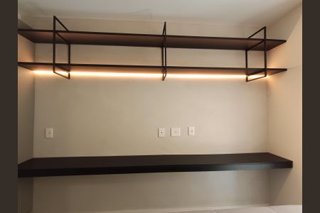 Kitnet/Studio à venda com 1 quarto, 30m² em Mirandópolis, São Paulo