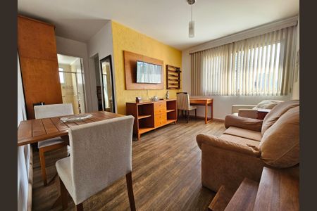 Sala de apartamento à venda com 1 quarto, 50m² em Campo Belo, São Paulo