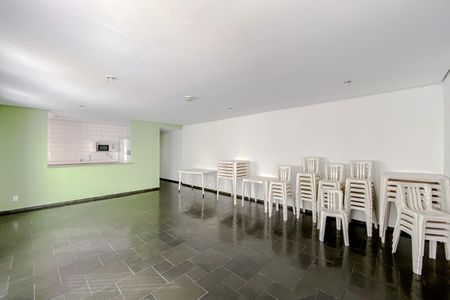 Apartamento para alugar com 40m², 1 quarto e 1 vagaÁrea comum - Salão de festas