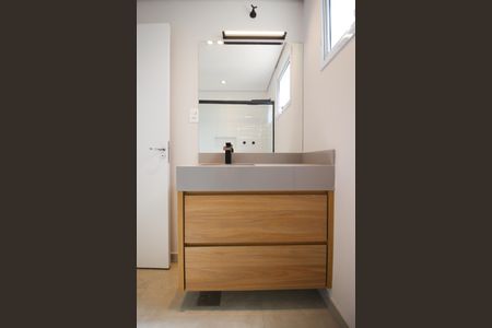 Apartamento para alugar com 140m², 2 quartos e 2 vagasBanheiro