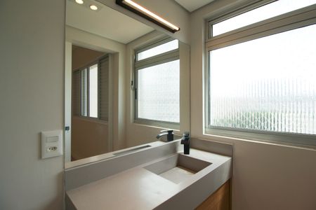 Apartamento para alugar com 140m², 2 quartos e 2 vagasBanheiro da Suíte  