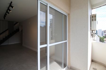 Apartamento para alugar com 140m², 2 quartos e 2 vagasVaranda