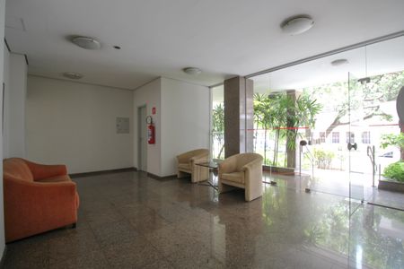 Apartamento para alugar com 140m², 2 quartos e 2 vagasHall