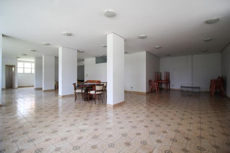 Apartamento para alugar com 140m², 2 quartos e 2 vagasÁrea comum - Salão de festas