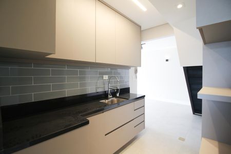 Apartamento para alugar com 140m², 2 quartos e 2 vagasCozinha