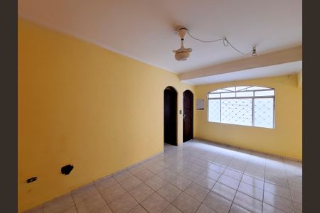 Casa à venda com 374m², 2 quartos e 1 vaga Casa à venda com 374m², 2 quartos e 1 vagaSala