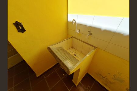 Casa à venda com 374m², 2 quartos e 1 vaga Casa à venda com 374m², 2 quartos e 1 vagaÁrea de Serviço