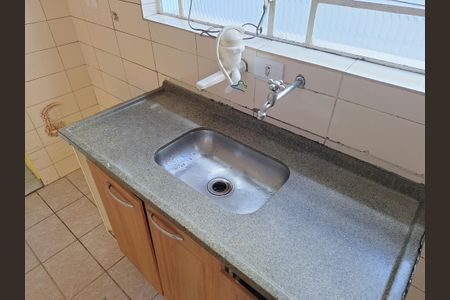 Casa à venda com 374m², 2 quartos e 1 vaga Casa à venda com 374m², 2 quartos e 1 vagaCozinha