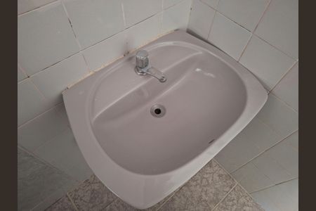 Casa à venda com 374m², 2 quartos e 1 vaga Casa à venda com 374m², 2 quartos e 1 vagaBanheiro Quarto 2