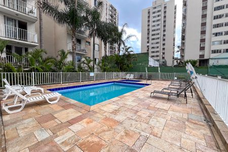 Apartamento à venda com 54m², 2 quartos e 2 vagas Apartamento à venda com 54m², 2 quartos e 2 vagasPiscina