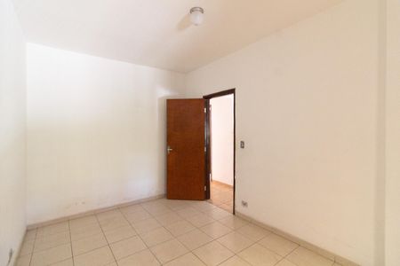 Casa para alugar com 120m², 2 quartos e 2 vagasQuarto 1