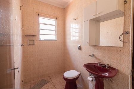 Casa para alugar com 120m², 2 quartos e 2 vagasBanheiro