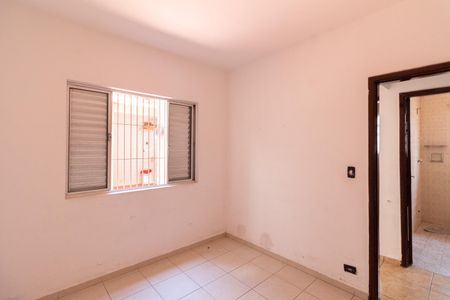 Casa para alugar com 120m², 2 quartos e 2 vagasQuarto 2