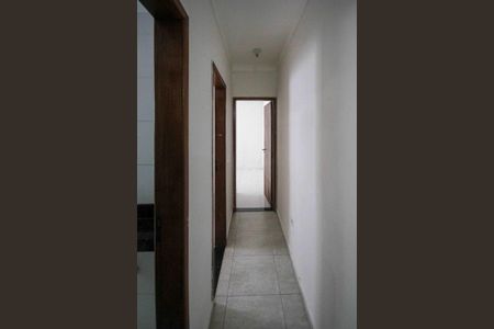 Corredor de apartamento para alugar com 2 quartos, 42m² em Jardim Santa Adelia, São Paulo