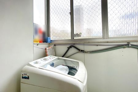 Apartamento à venda com 77m², 2 quartos e sem vagaÁrea de Serviço