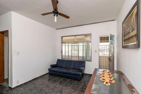 Apartamento à venda com 200m², 3 quartos e 1 vagaSala