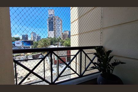 Apartamento para alugar com 78m², 3 quartos e 1 vagaVaranda