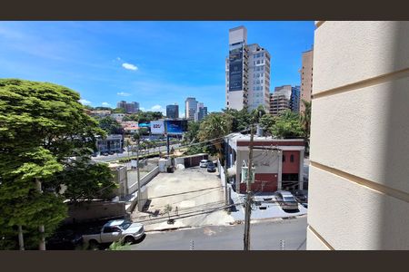 Varanda - vista de apartamento para alugar com 3 quartos, 78m² em Cambuí, Campinas