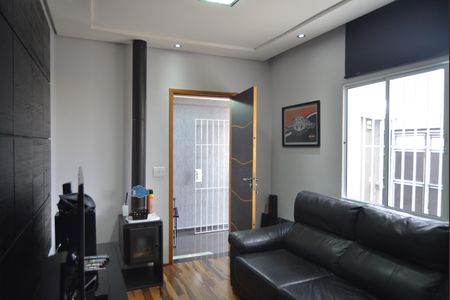 Sala de casa à venda com 2 quartos, 120m² em Vila Scarpelli, Santo André