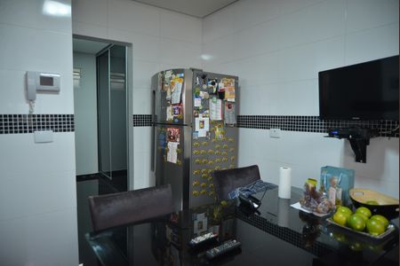 Casa à venda com 120m², 2 quartos e 2 vagasCozinha