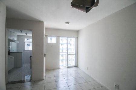 Sala de apartamento para alugar com 1 quarto, 44m² em Centro, Nilópolis