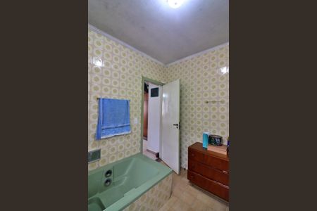 Casa à venda com 600m², 3 quartos e 4 vagasBanheiro Suíte