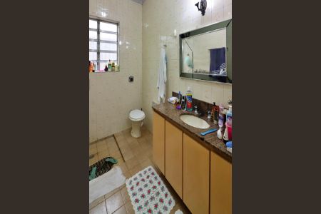 Casa à venda com 600m², 3 quartos e 4 vagasBanheiro Social