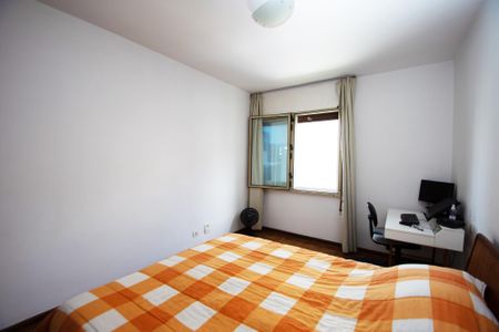 Apartamento à venda com 107m², 2 quartos e 1 vagaquarto 2