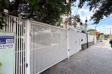Apartamento à venda com 107m², 2 quartos e 1 vagafachada do predio