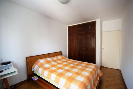 Apartamento à venda com 107m², 2 quartos e 1 vagaquarto 2