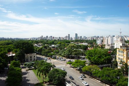 Apartamento à venda com 107m², 2 quartos e 1 vagavista lavanderia