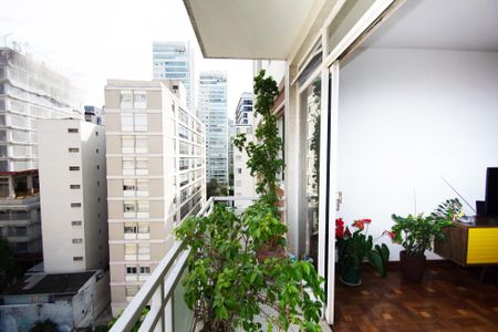 varanda Sala de apartamento à venda com 2 quartos, 107m² em Jardim America, São Paulo