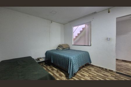 Casa à venda com 70m², 2 quartos e 2 vagasQuarto 