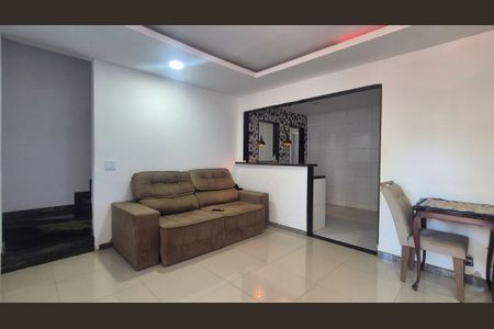 Sala de casa à venda com 2 quartos, 70m² em Vargem Grande, Rio de Janeiro