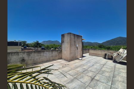 Casa à venda com 70m², 2 quartos e 2 vagasTerraço 