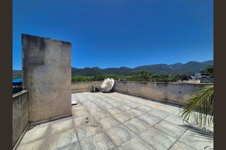 Casa à venda com 70m², 2 quartos e 2 vagasTerraço 