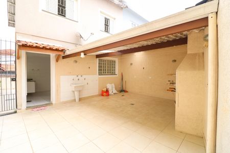 Casa para alugar com 90m², 3 quartos e 2 vagas