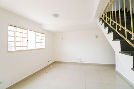 Casa para alugar com 90m², 3 quartos e 2 vagas