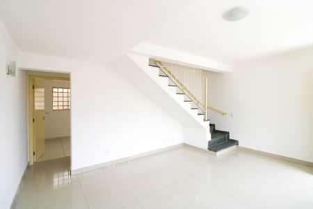 Casa para alugar com 3 quartos, 90m² em Jardim São Luís, São Paulo