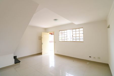 Casa para alugar com 3 quartos, 90m² em Jardim São Luís, São Paulo