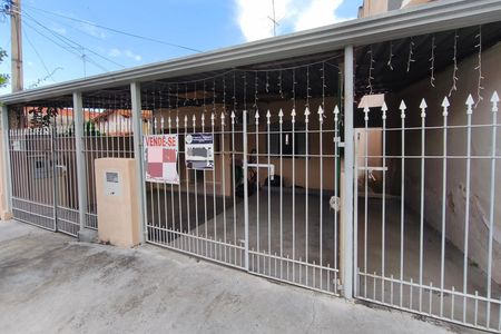 Fachada de casa à venda com 2 quartos, 250m² em Vila Proost de Souza, Campinas