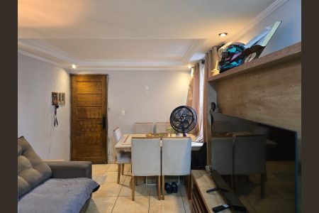 Sala  de apartamento para alugar com 2 quartos, 49m² em Jardim Fatima, Guarulhos