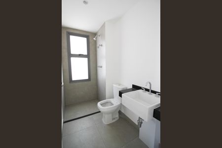 Banheiro de kitnet/studio à venda com 1 quarto, 30m² em Indianópolis, São Paulo