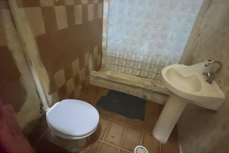 Casa para alugar com 152m², 2 quartos e sem vagaBanheiro