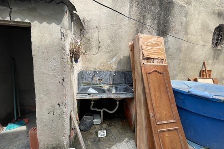 Casa para alugar com 152m², 2 quartos e sem vagaQuintal